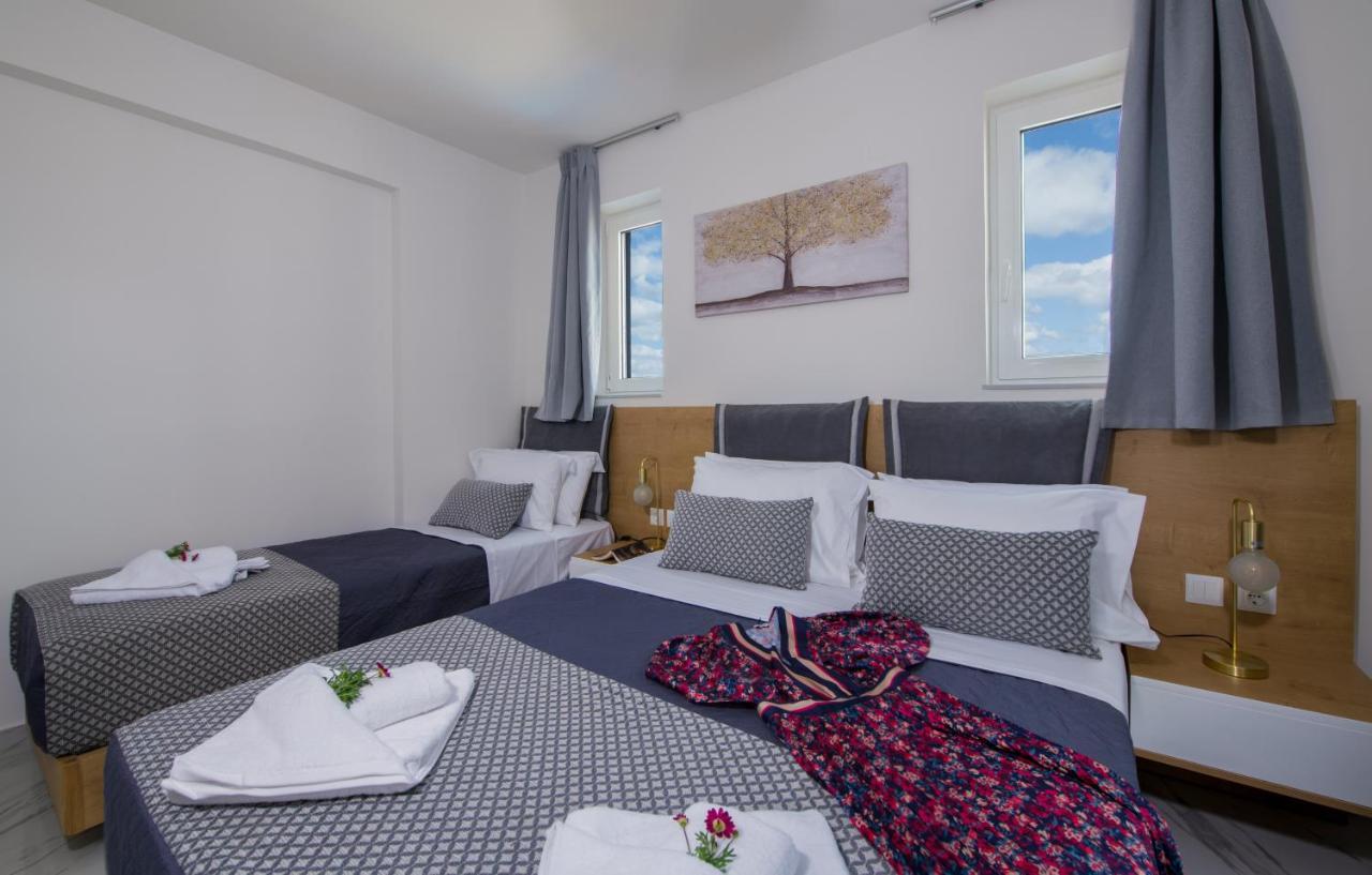 Deluxe City Hotel Chania  Bagian luar foto