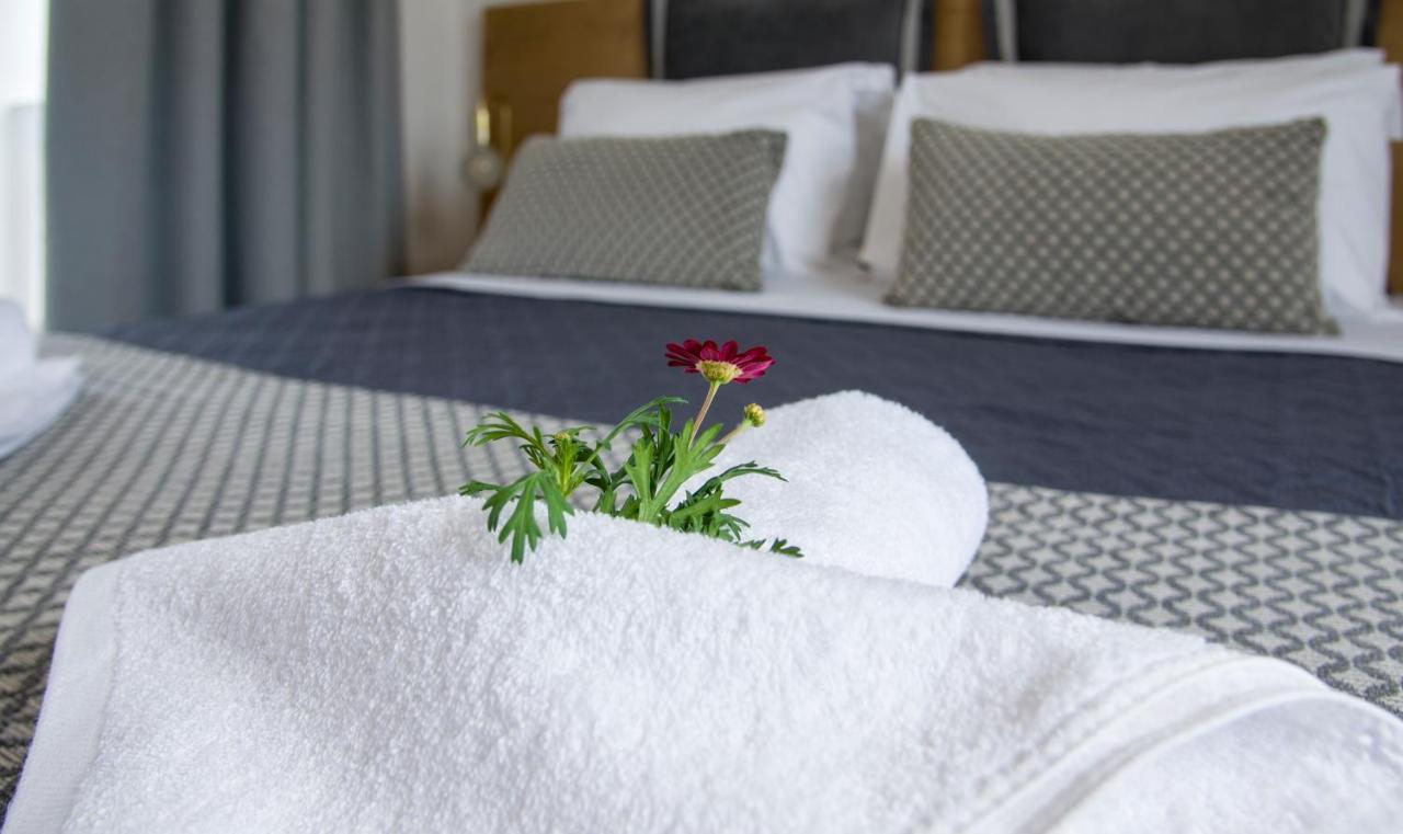 Deluxe City Hotel Chania  Bagian luar foto