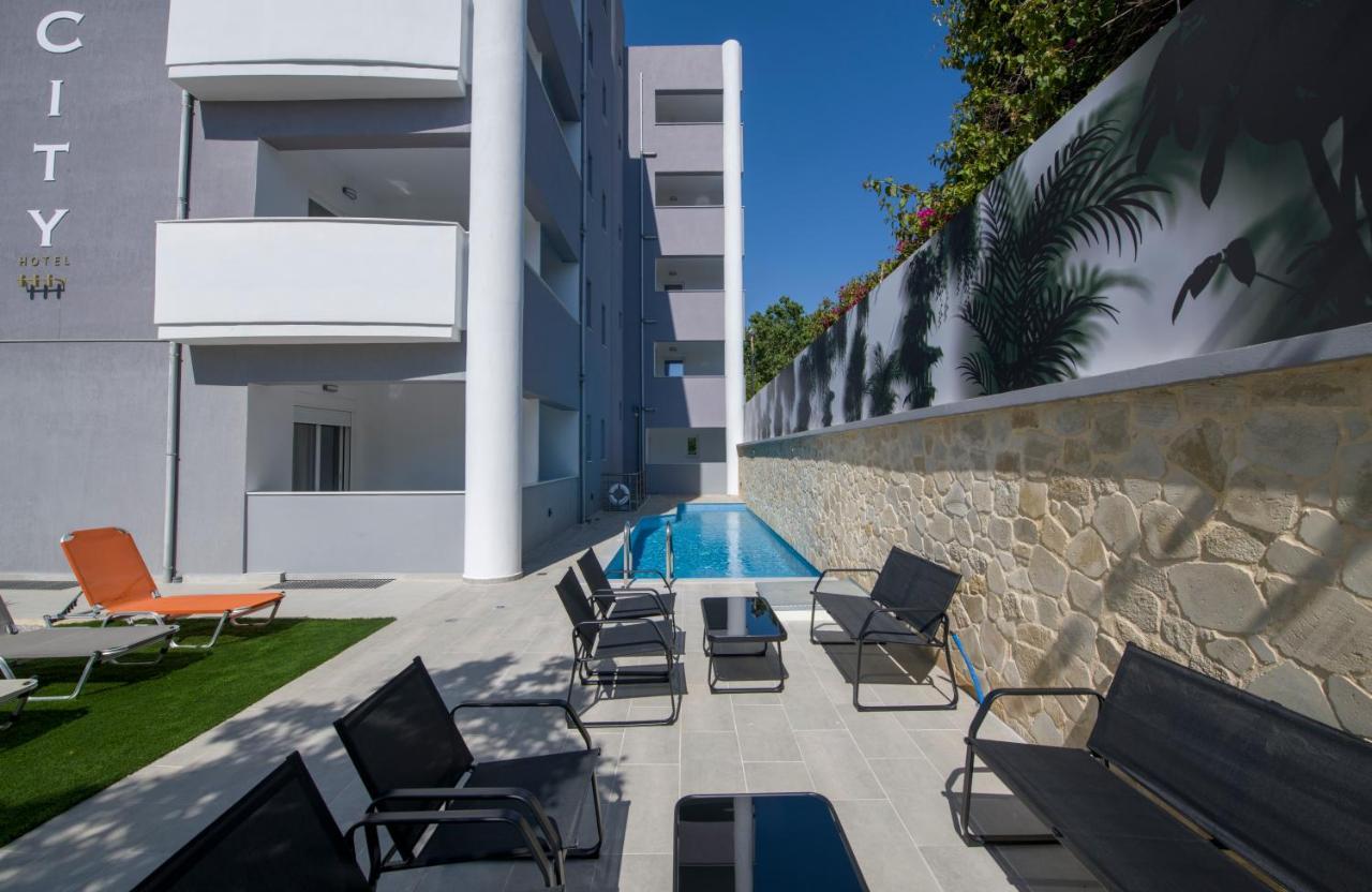 Deluxe City Hotel Chania  Bagian luar foto
