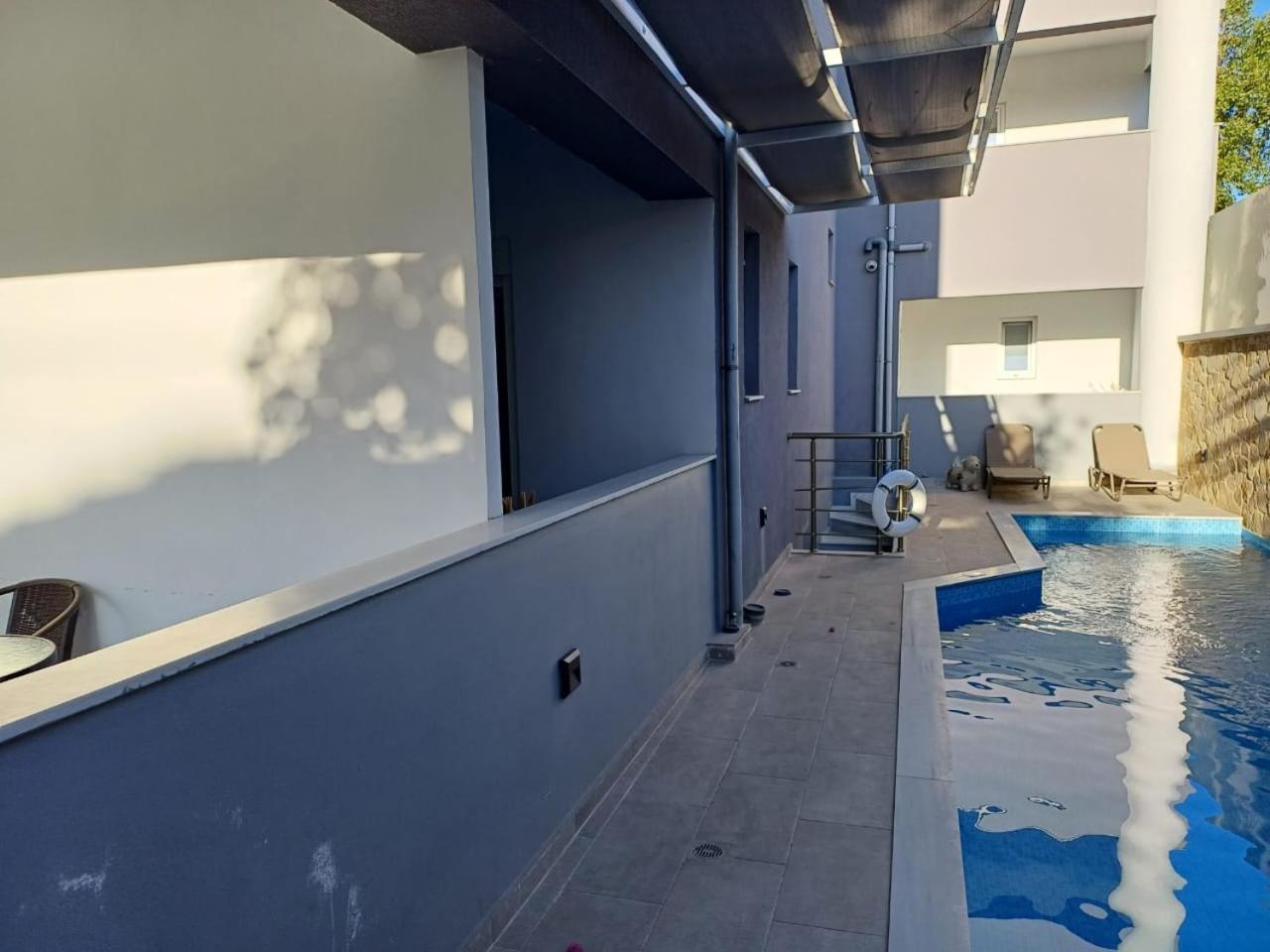 Deluxe City Hotel Chania  Bagian luar foto